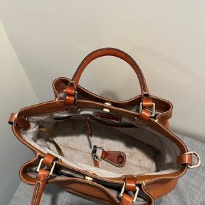 Dooney & Bourke bag
